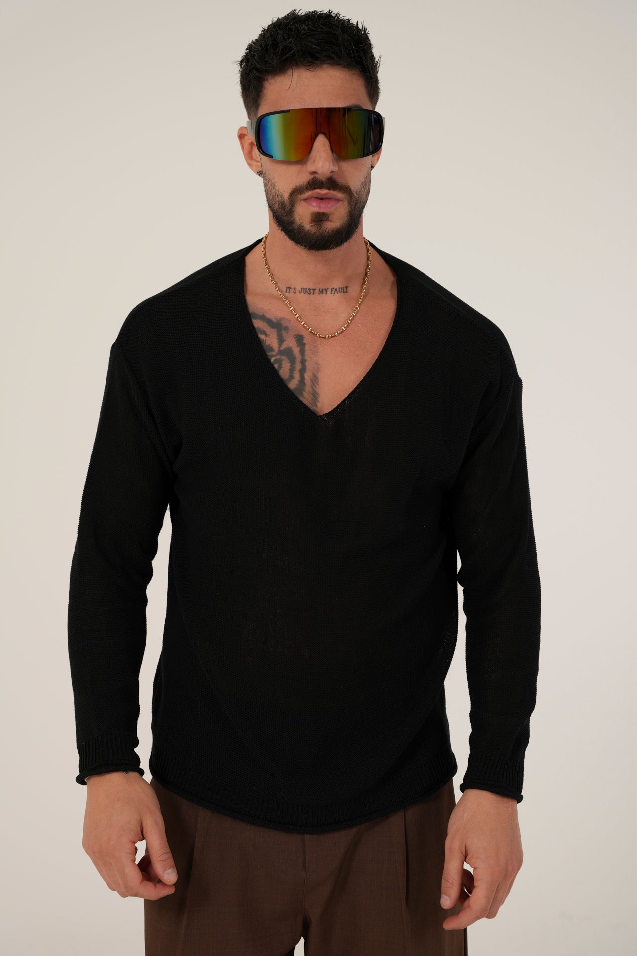 Maglione scollato black
